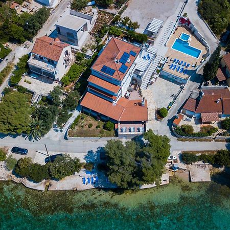 Boutique Guesthouse Sveti Petar, On The Beach, Heated Pool & Boat Berth - Adult Only Necujam Bagian luar foto
