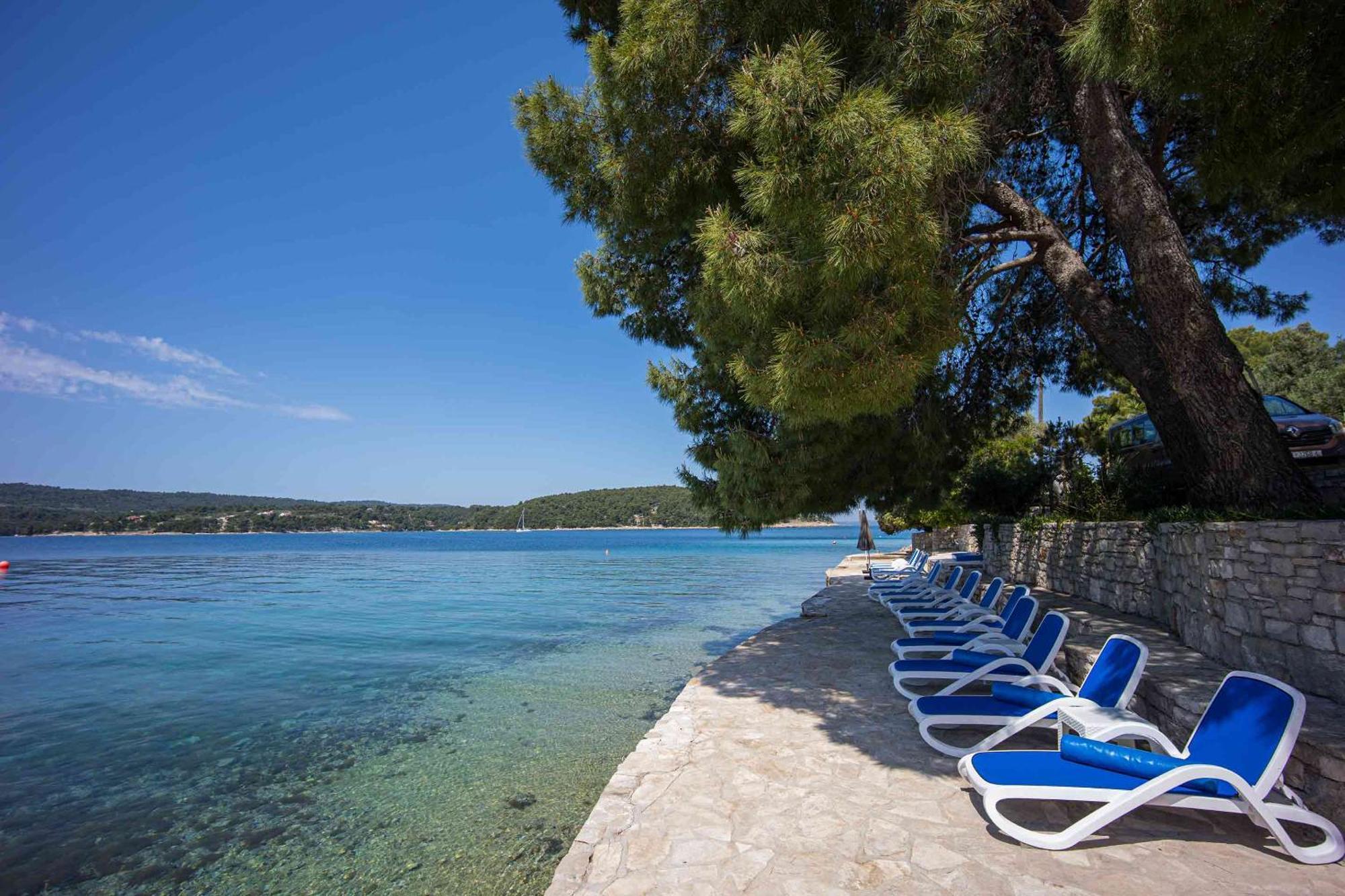 Boutique Guesthouse Sveti Petar, On The Beach, Heated Pool & Boat Berth - Adult Only Necujam Bagian luar foto