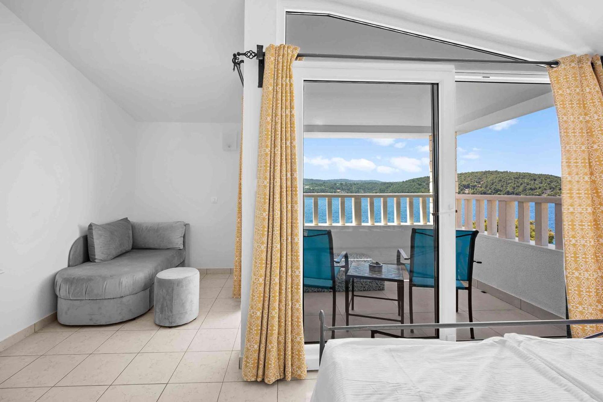 Boutique Guesthouse Sveti Petar, On The Beach, Heated Pool & Boat Berth - Adult Only Necujam Ruang foto