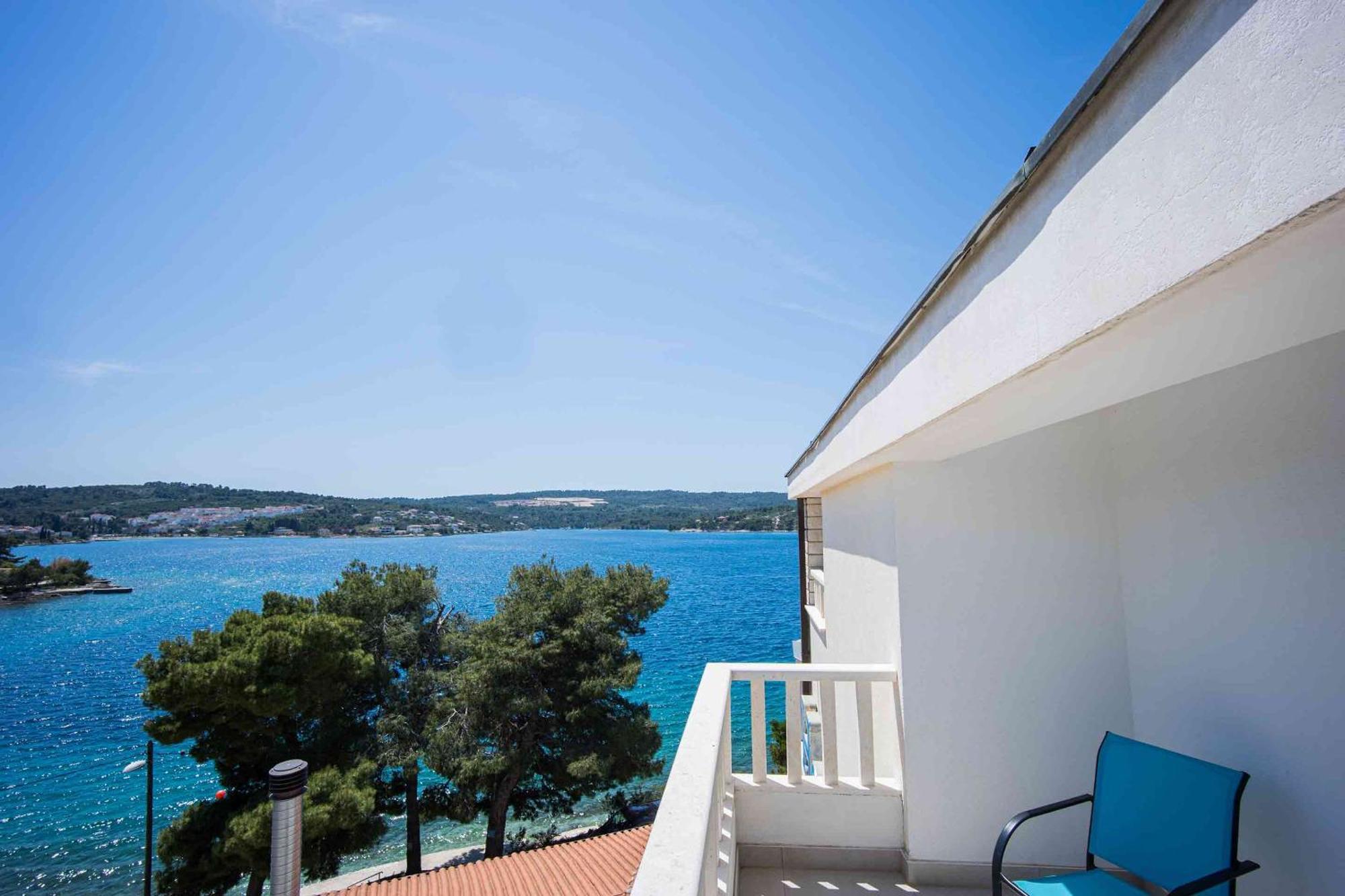 Boutique Guesthouse Sveti Petar, On The Beach, Heated Pool & Boat Berth - Adult Only Necujam Ruang foto