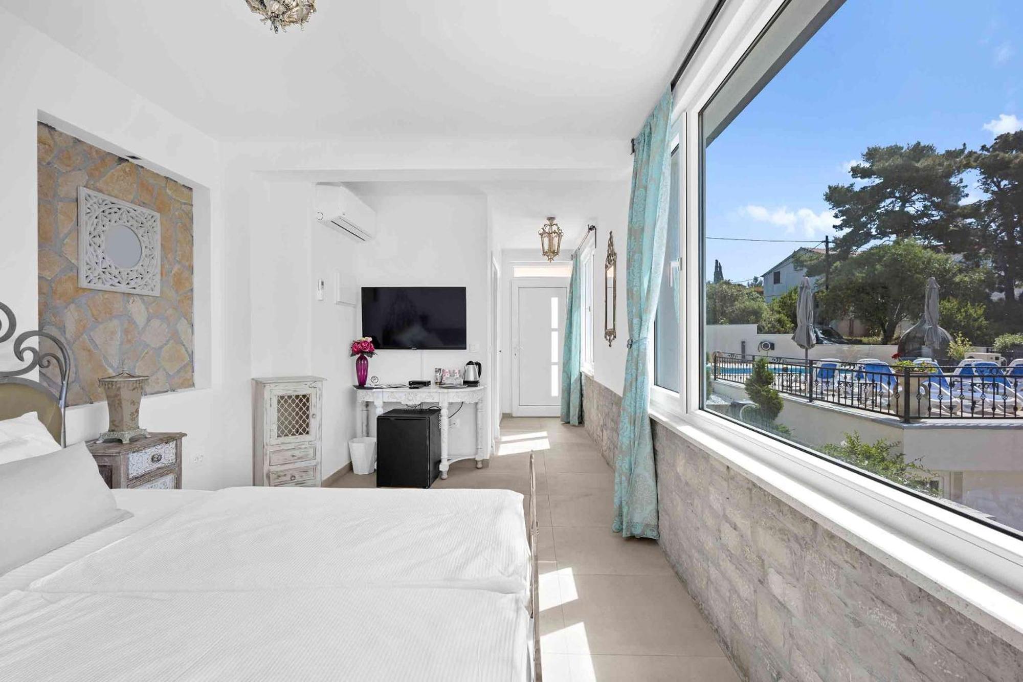 Boutique Guesthouse Sveti Petar, On The Beach, Heated Pool & Boat Berth - Adult Only Necujam Ruang foto