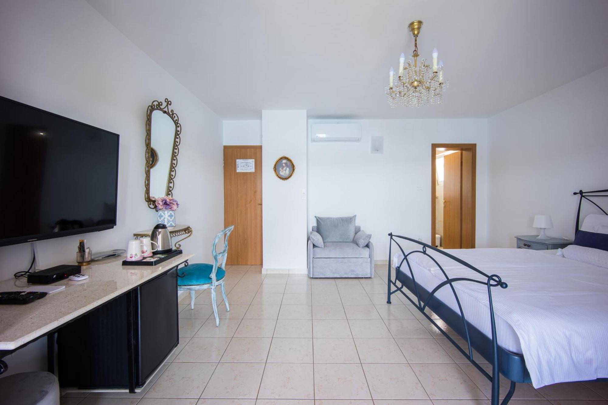 Boutique Guesthouse Sveti Petar, On The Beach, Heated Pool & Boat Berth - Adult Only Necujam Bagian luar foto